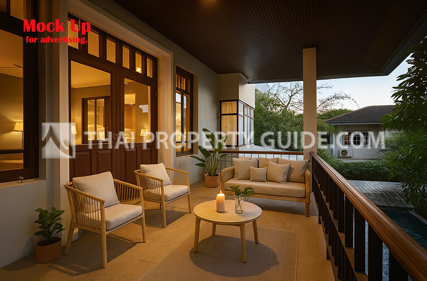 House with Private Pool in Sukhumvit 